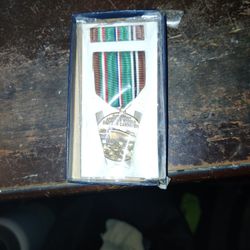 VTG European African Middle Eastern Campaign WWII MEDAL SET Ribbon Medal & Bar

