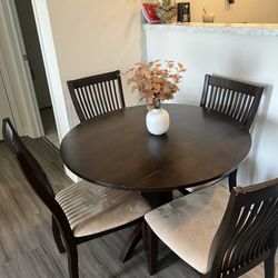 4 Chair Table Set