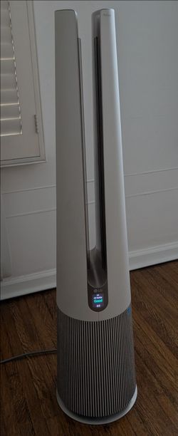 LG PuriCare AeroTower air purifiying fan