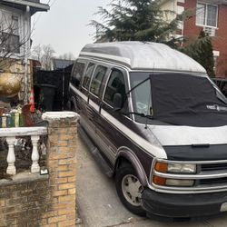 1996 Chevrolet Chevy Van