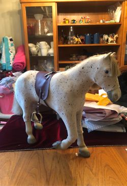 American girl doll horse Saiges horse retired !