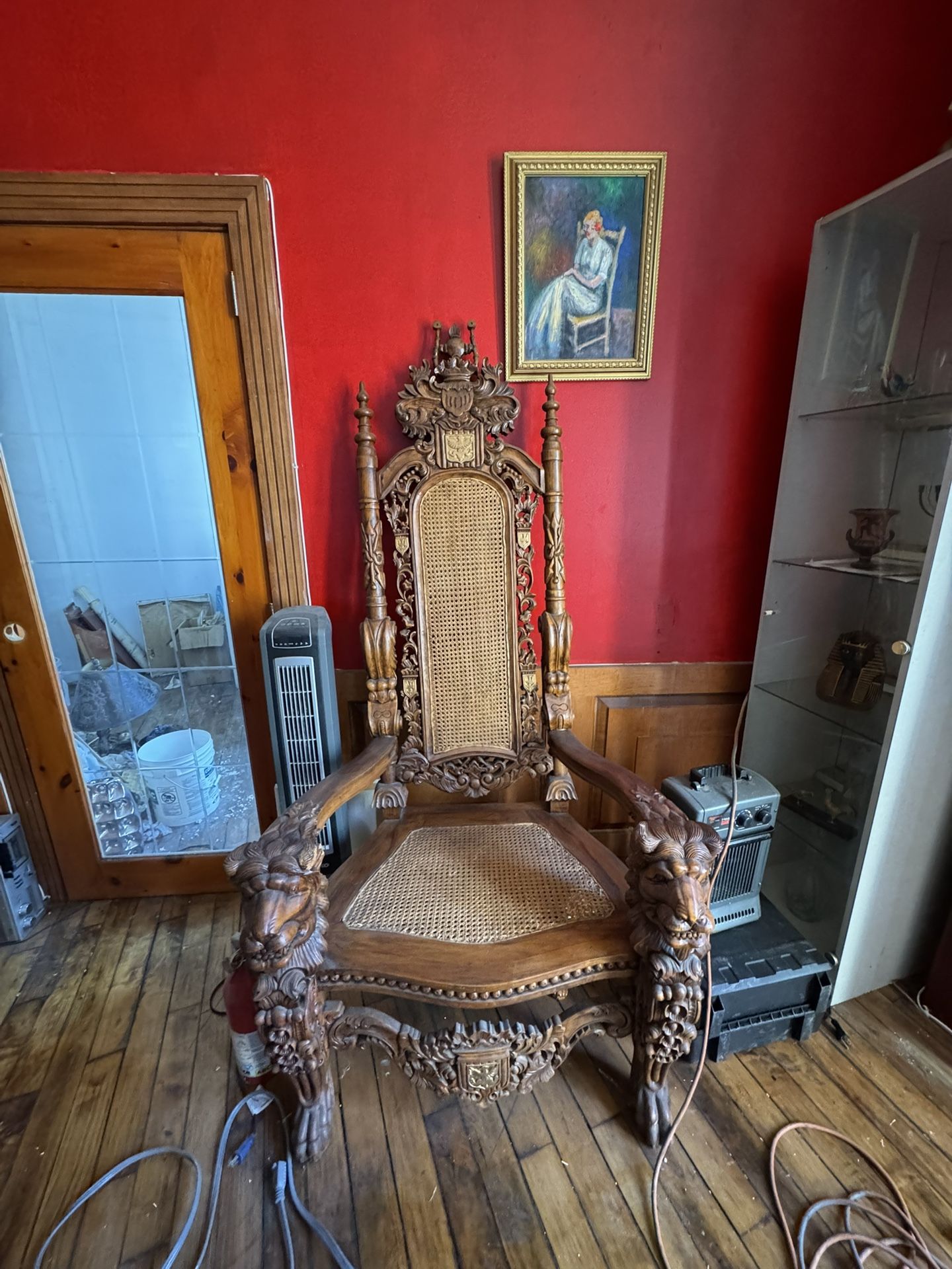 Antique Throne Chair