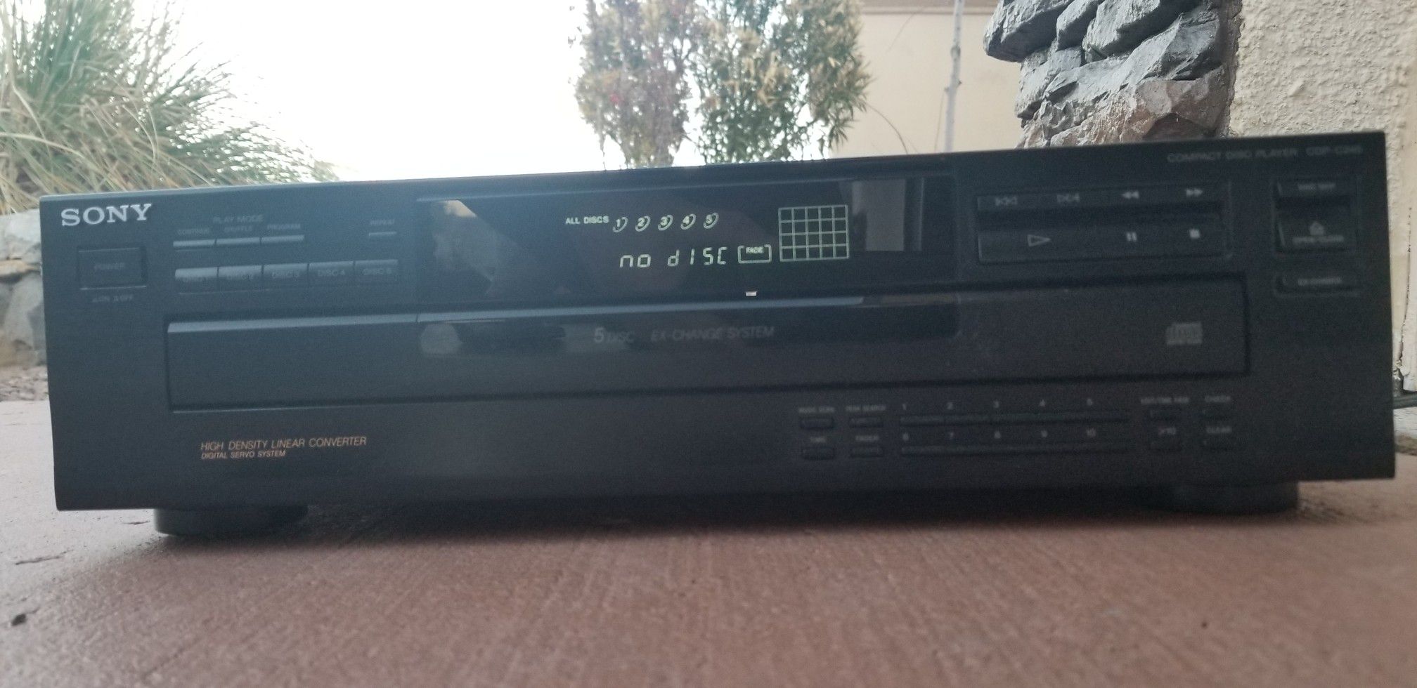 "Sony" CD Player for 5 Discs