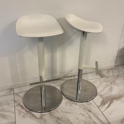 Bar Stool - White x2