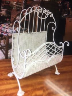 Shabby chic white iron bathroom holder magazine rack towel holder
