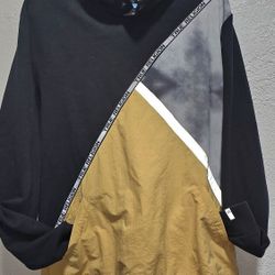 TRUE RELIGION men's hoodie
EXCELLENT CONDITION,AUTHENTIC TRUE RELIGION MEN'S PULL ON HOODIE,FRONT BUTTON CLOSURE,2 SD POCKETS,VERY COMFORTABLE FIT,SZ 