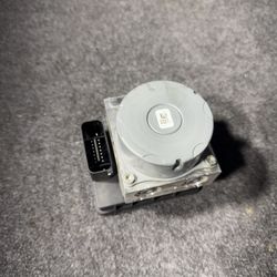 19-22 BMW S1000RR ABS ANTI LOCK BRAKE PRESSURE MODULATOR PUMP OEM 1540042-01