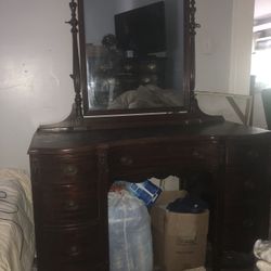 Antique vanity with drawers