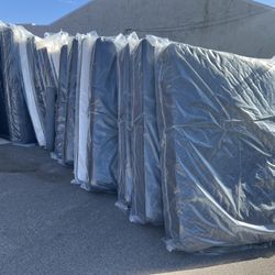 🚨 FULL TRUCKLOAD MATTRESS CLEARANCE –🚨