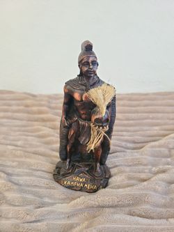 Hawaiian Kamehameha 1 Figurine, from Hawaii