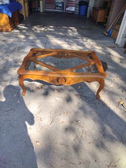 Ethan Allen Large Glass And Wood Coffee Table 