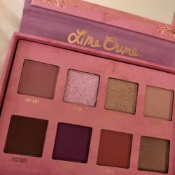 Eyeshadow palette/make up/