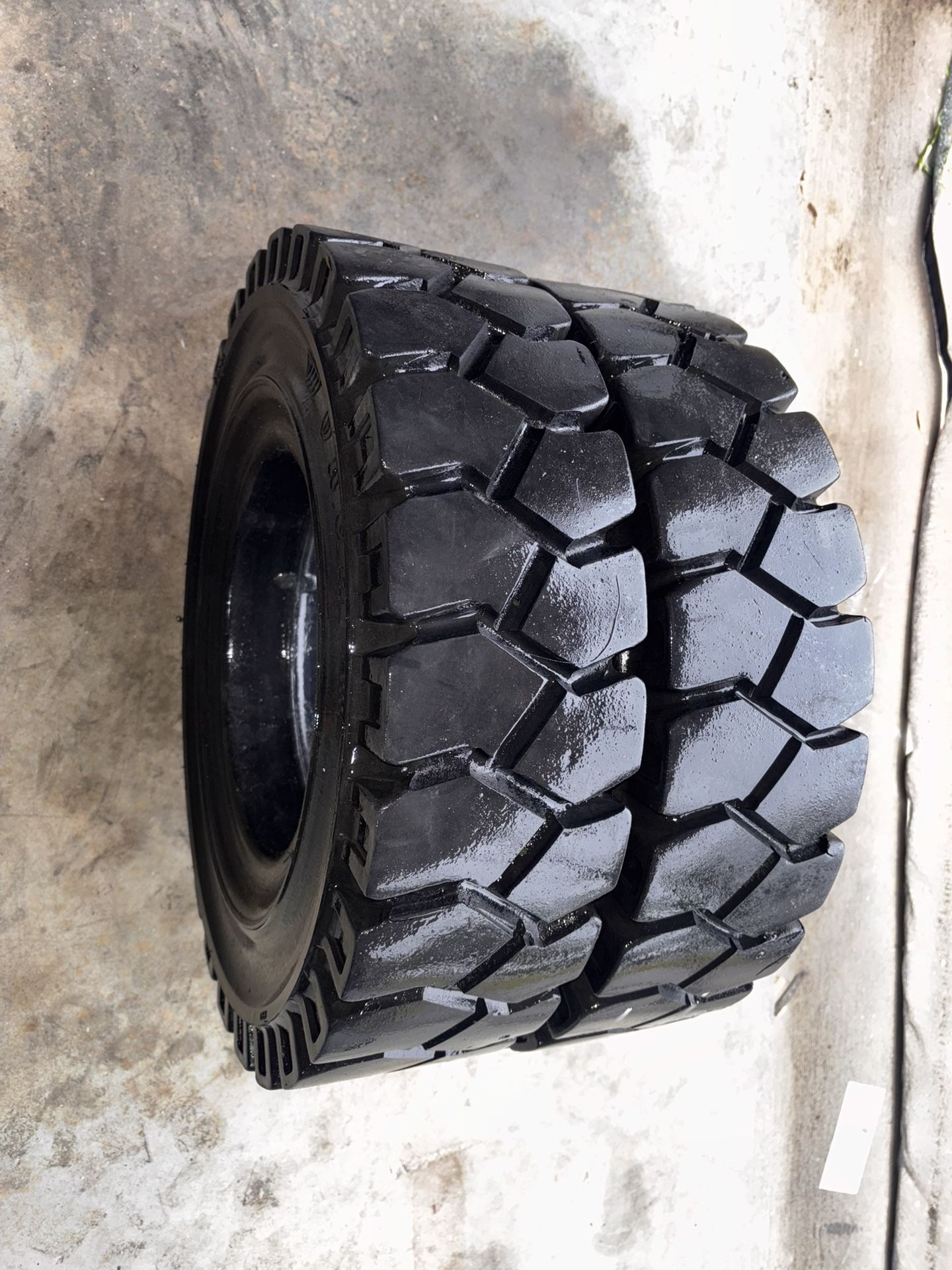 Forklift tires New And Used!