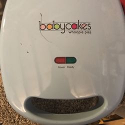 Baby cake maker