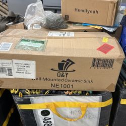 Wall Mounted Ceramic Sink