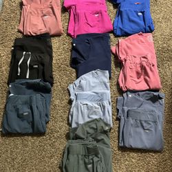 FIGS Women’s Scrubs 