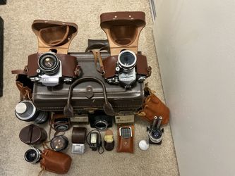 Exakta - 2 VX IIa Cameras, 6 Lenses