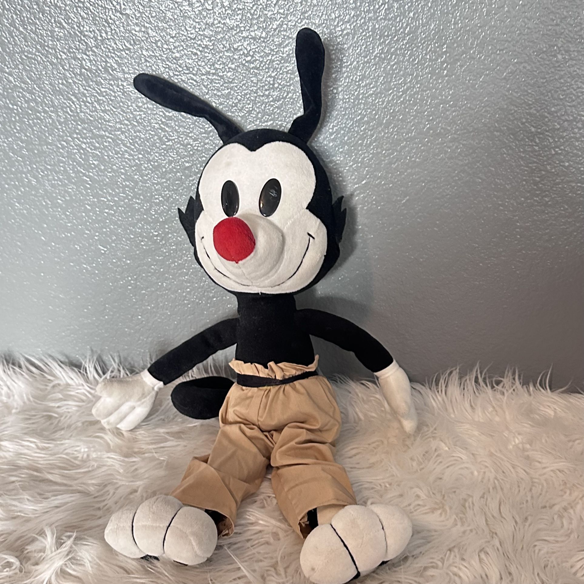 Animaniacs Vintage 1994 Yakko Warner 20" Plush Dakin Warner Brothers