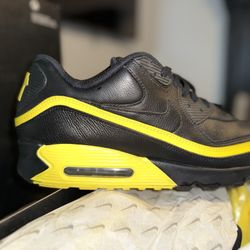 Undefeated AIR max 90 Sz13 