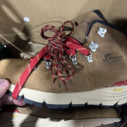 Danner Mountain 600 Men’s Boots Size 8