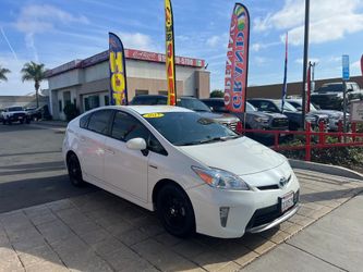 2013 TOYOTA PRIUS TWO HATCHBACK 