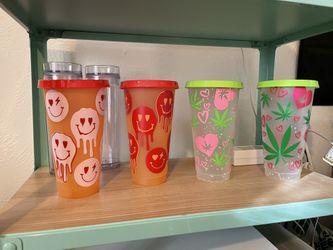 Color Changing Cups