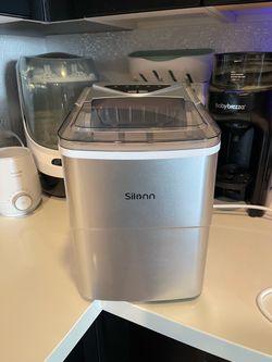 Ice maker