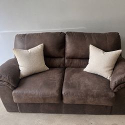 Modern Brown Loveseat - **Free Delivery🚚🚚**