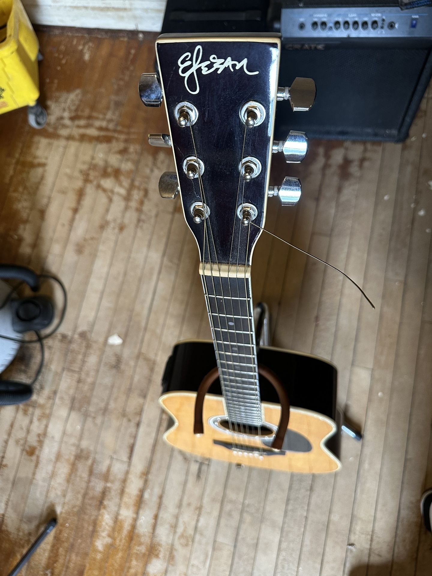 Electric & Acoustic Guitar