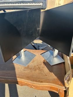 Dell U2422H 24-inch professional monitors