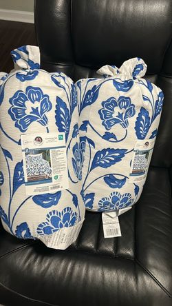 Mainstays Comforter Set with Shams – 2 Pack