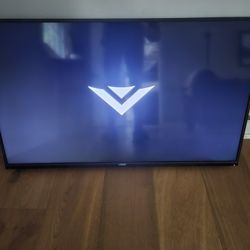 43" Vizio TV