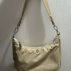 Lululemon Purse 