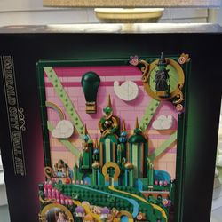 Lego Wicked Emerald City Wall Art Wizard Of Oz 75685 