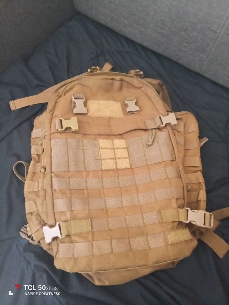 Coyote brown tactical assault bag