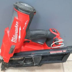 Milwaukee 2745-20 m18 30 Degree Framing Nailer
