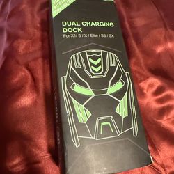 Charger Station Compatible with Xbox Controllers, 2x5520mWh Rechargeable Battery Pack for Xbox One/Series X|S Controllers with Dual Charging Dock and