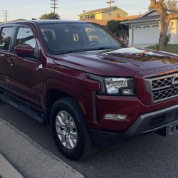 2022 Nissan Frontier SV 4X2 Pickup Truck For Sale in Excellent Working Condition