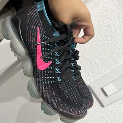 Women Nike VaporMax Shoes