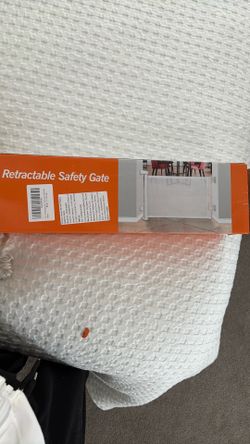Retractable Safety Gate