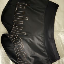 Lululemon Speed Up MR Lined Short 4" *Graphic Sz 8