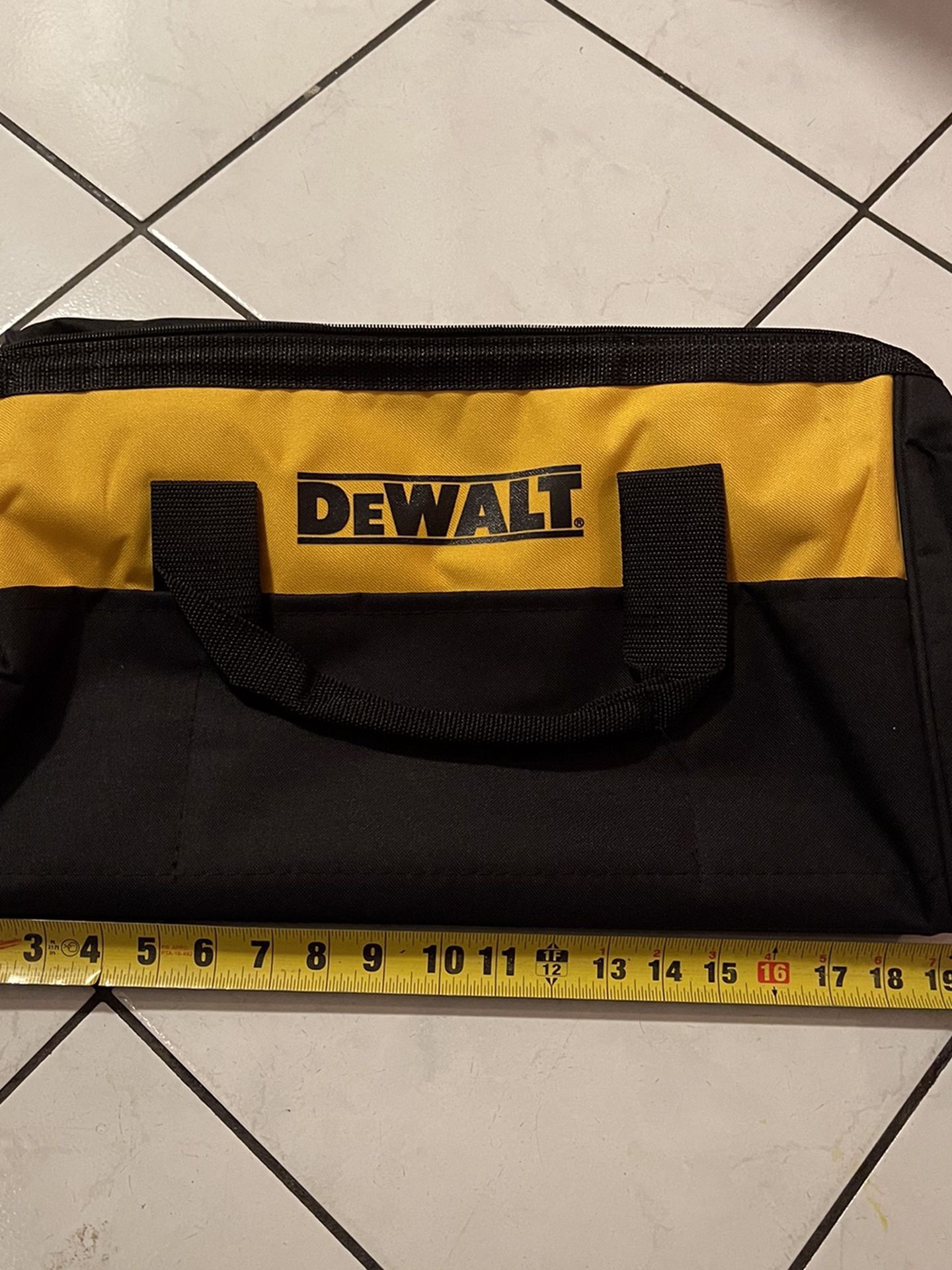 Dewalt Tool Bags (BRAND NEW . NUEVA )…$20