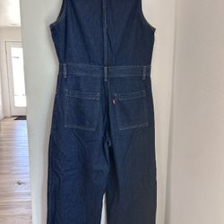 Woman’s Jumpsuit 