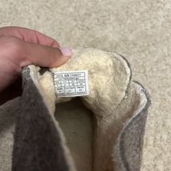 $50 Almost New Uggs - Felt Boots - Women’s Size 7 