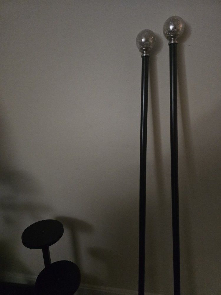 Curtain Rod (Adjustable)