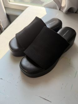 Platform Sandals, Size 8M 