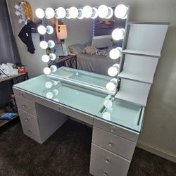 Brand New Vanity W/ XL Hollywood Mirror And 1 SHELVE $998 