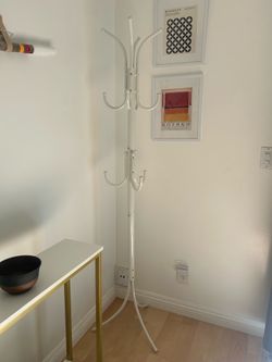 Coat stand