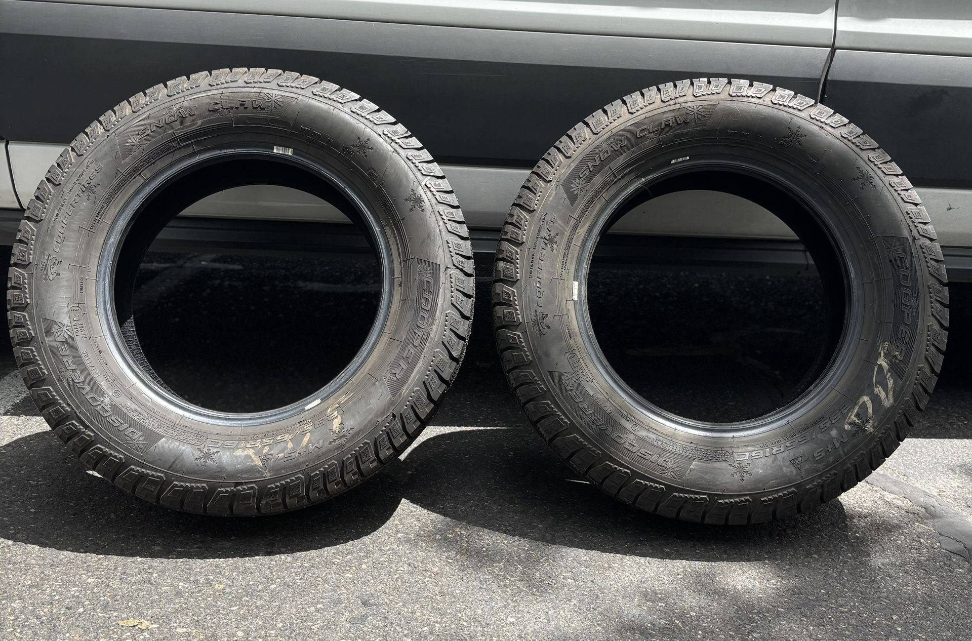 Cooper Snow Claw winter tires