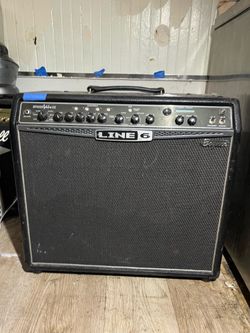 Line 6 Spider Valve MkII 112 40-watt 1x12 guitar combo amplifier.